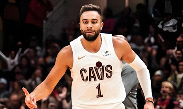 九游客户端-复出首战就火力全开！斯特鲁斯在这支新骑士还能更强？|克利夫兰骑士队|达拉斯独行侠队|nba|命中率|球员_新浪体育_新浪新闻